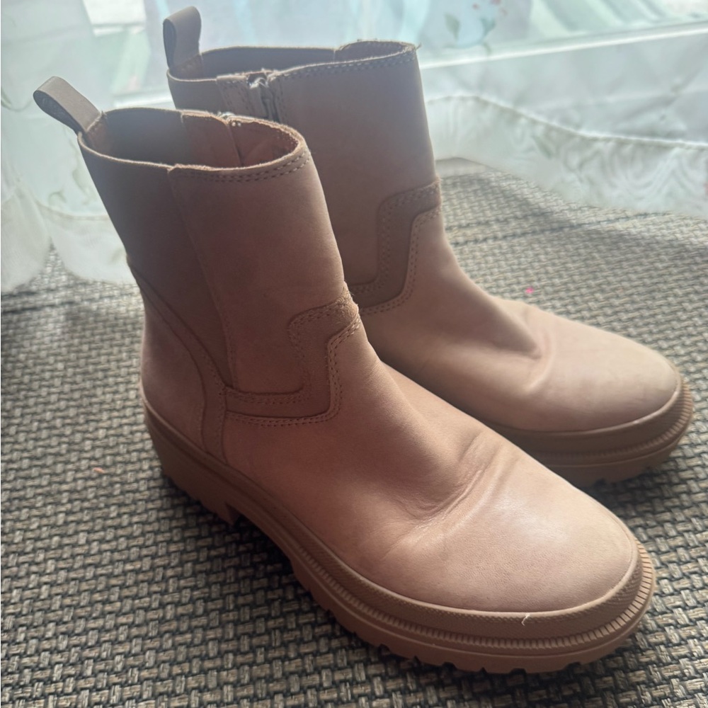 Lucky Brand Tan Leather Ankle Boots
